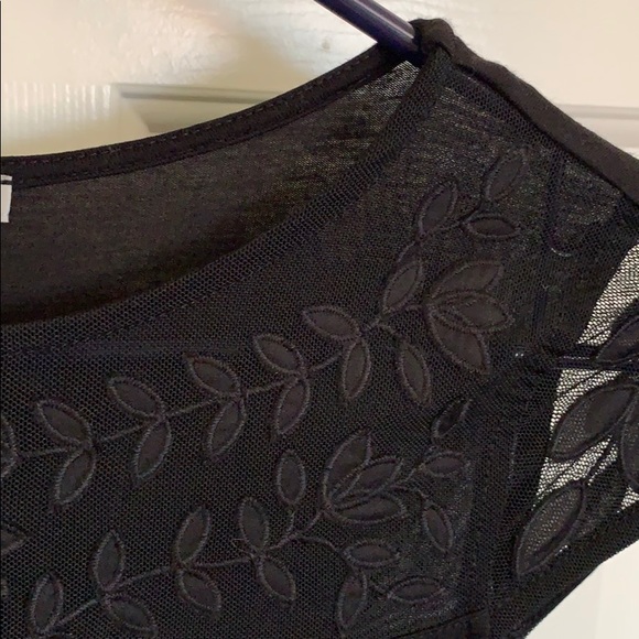 H&M Black T-Shirt Top XS Mesh Embroidery - Picture 12 of 12